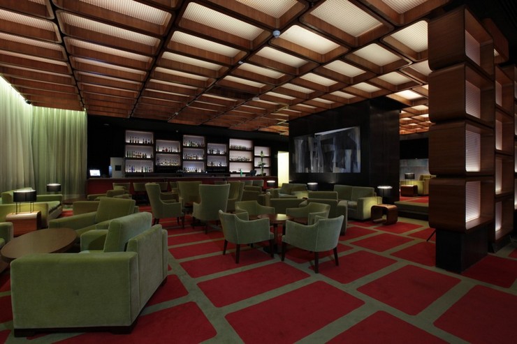 “La decoración del Hilton Lobby Bar por Pascal Arquitectos.”