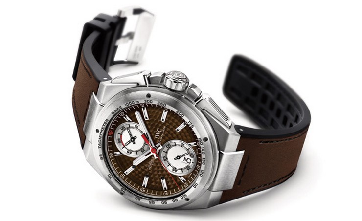 "La prestigiosa casa relojera IWC Schaffhausen, o simplemente IWC, lanza su renovada colección Ingenieur Watch."